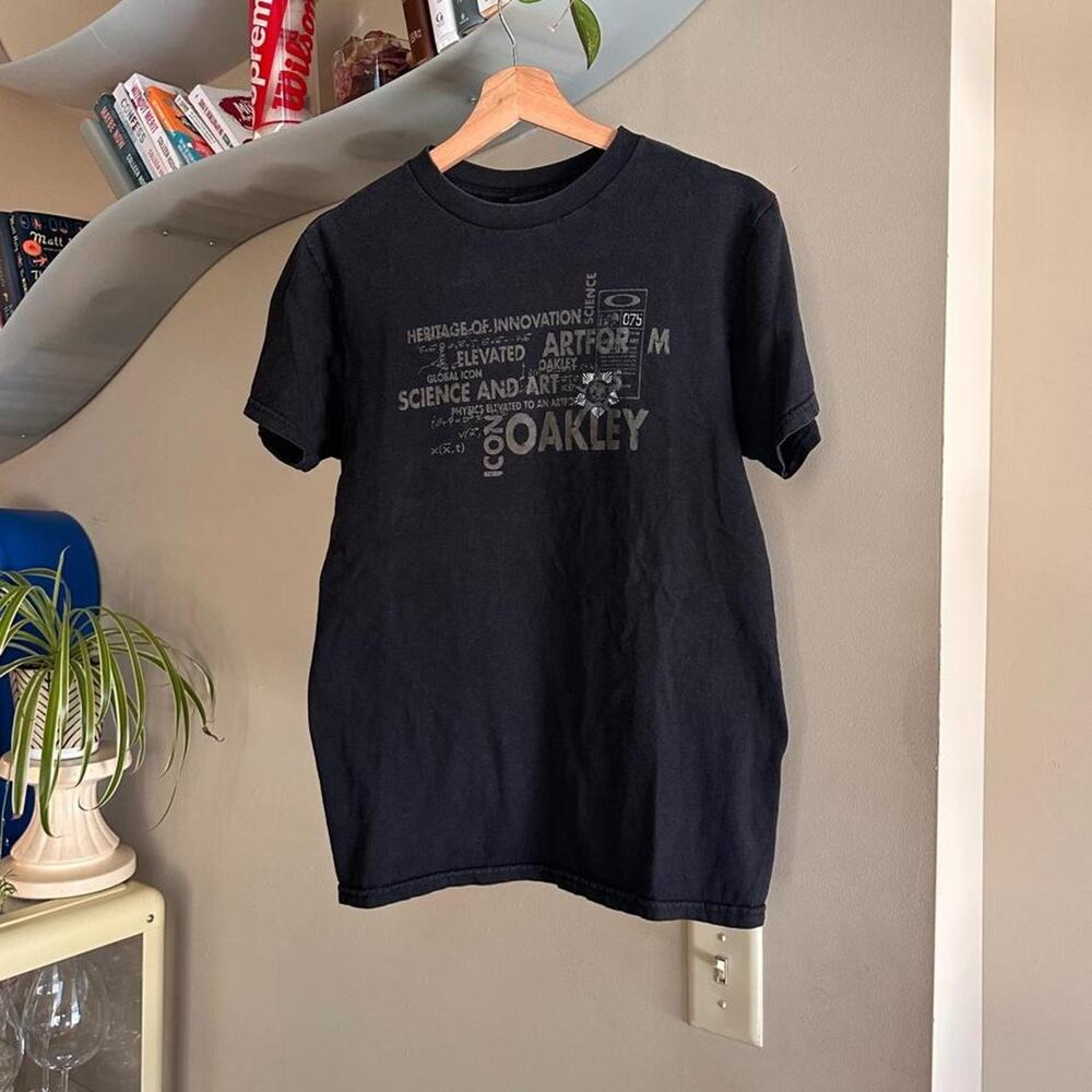 Vintage Y2K Oakley Shirt